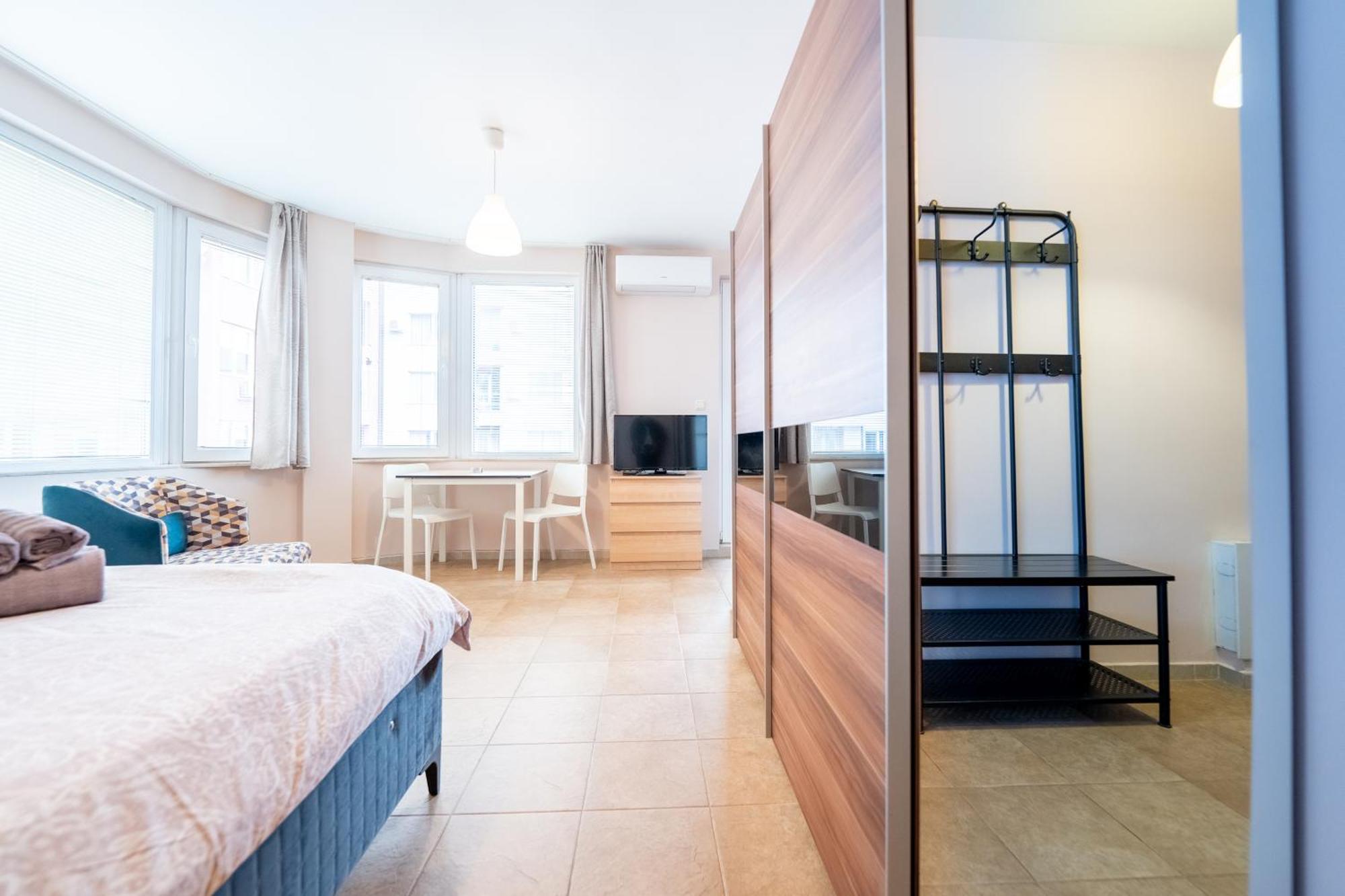 Lovely Apartment In Studentski Grad Sofia Exterior foto