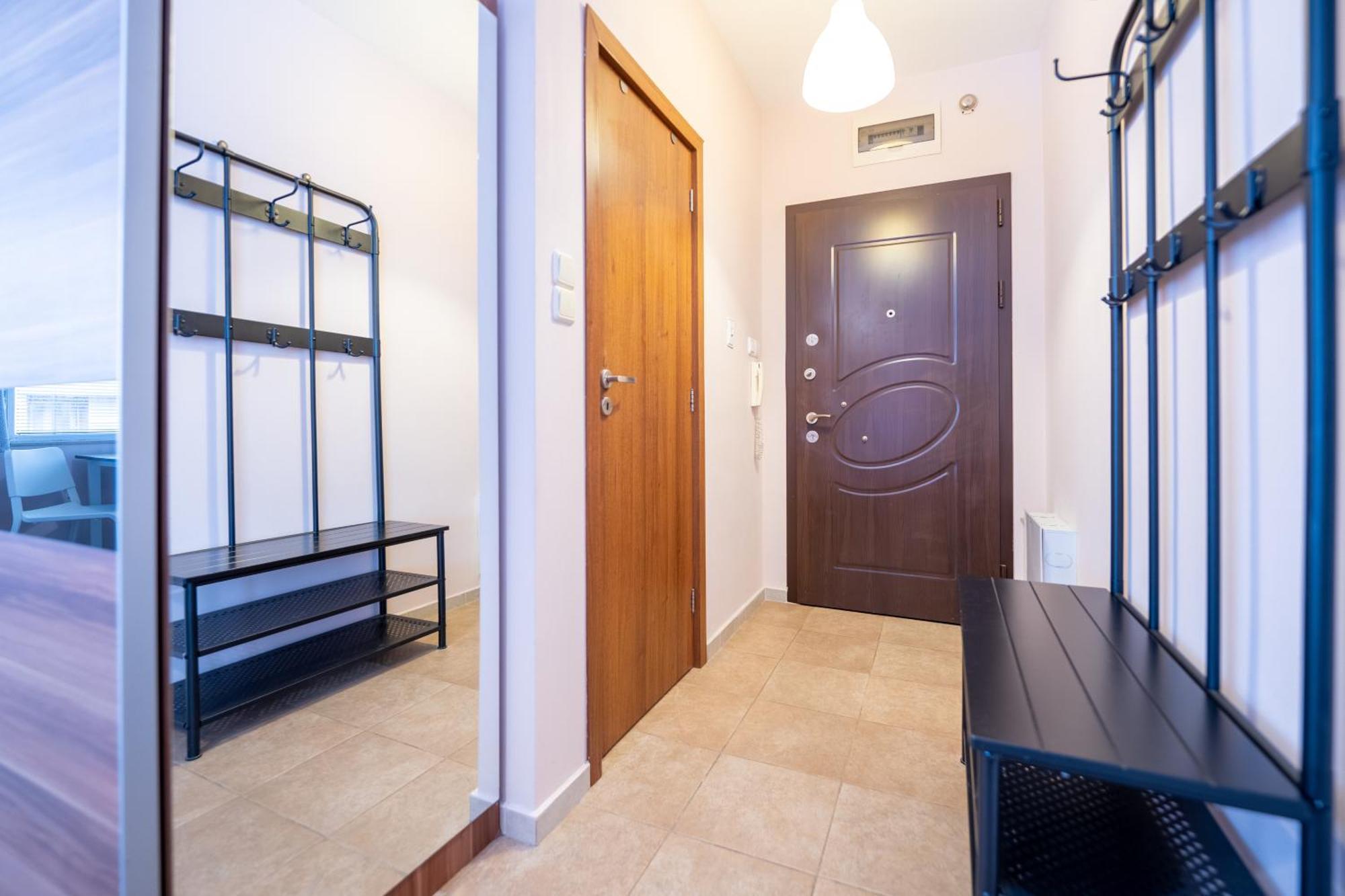 Lovely Apartment In Studentski Grad Sofia Exterior foto
